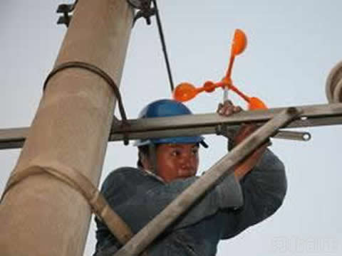 風(fēng)力驅(qū)鳥器的現(xiàn)場應(yīng)用